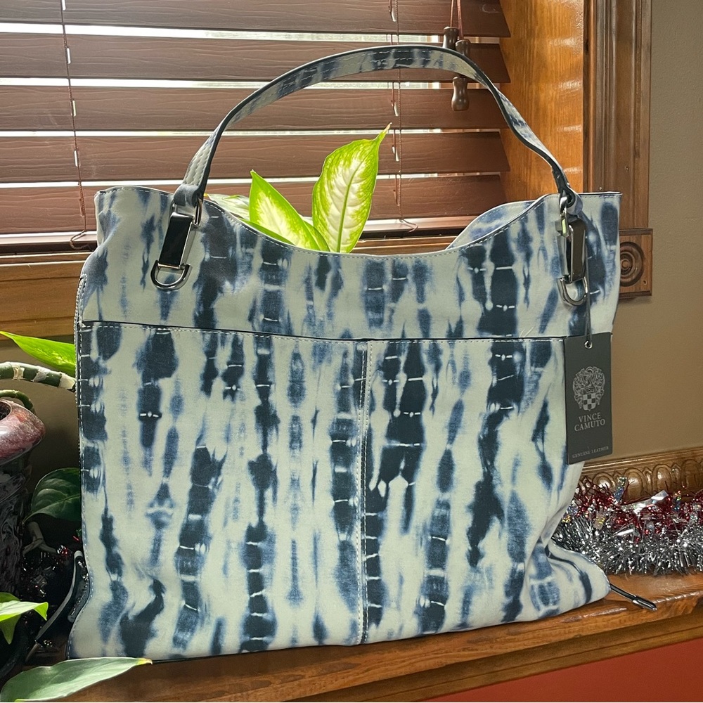 VINCE CAMUTO LAMB LEATHER ELIZA TOTE BAG. SHIBORI PRINT BLUE.